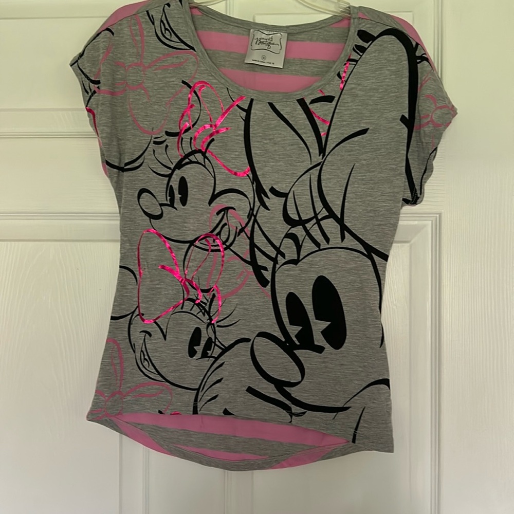 Disney shirt  size XS. Never worn. Like new. Gray pink and black.